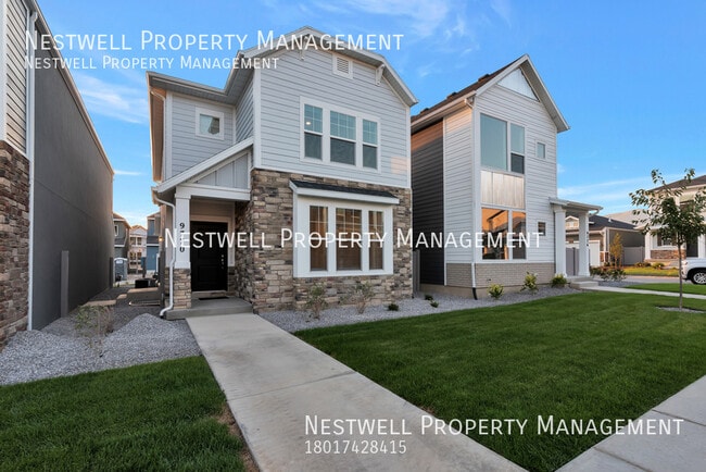 Building Photo - Incredible 3-bed Home in Highland