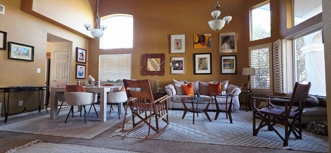 Building Photo - Stunning 4 bedroom, 3 bath home in West El Paso! NO APPLICATION OR ADMIN FEE!