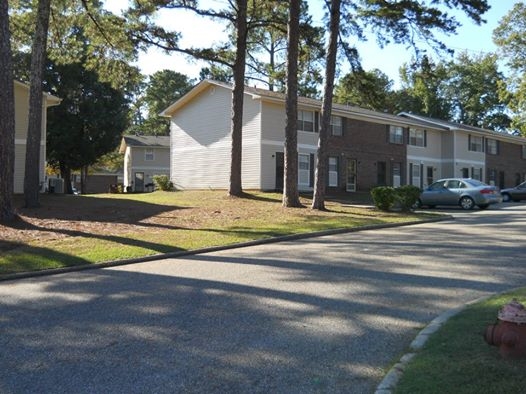 Primary Photo - Heritage Hills Townhomes