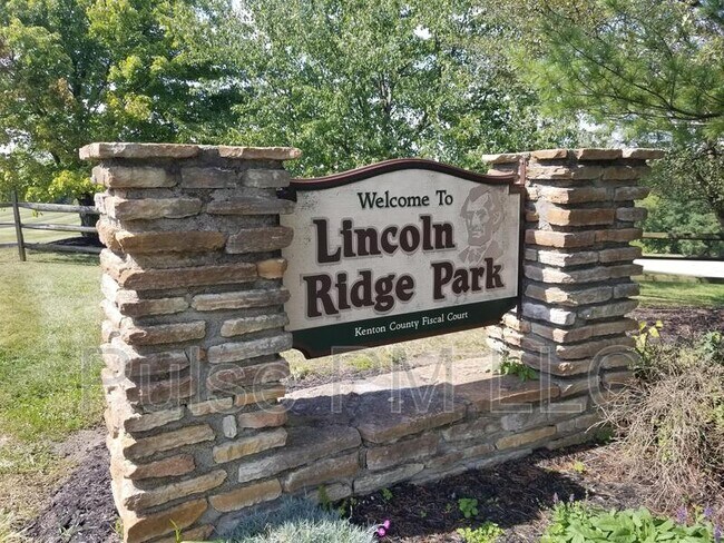 Building Photo - 1389 Meadowrun Ln