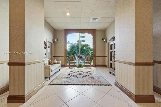 Building Photo - 4280 Galt Ocean Dr