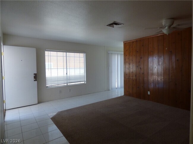 Building Photo - 7043 Forest Vista St