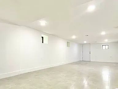 Building Photo - 172 Veronica Pl