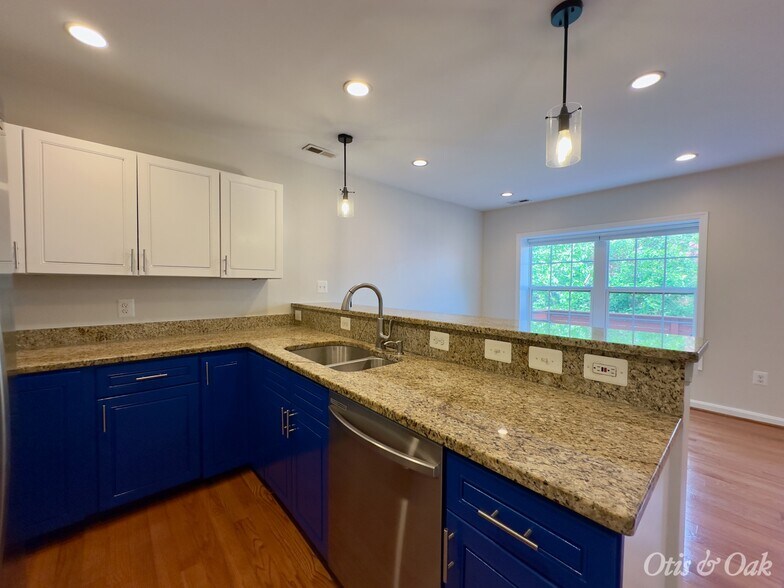 Building Photo - 4805 4th St NW