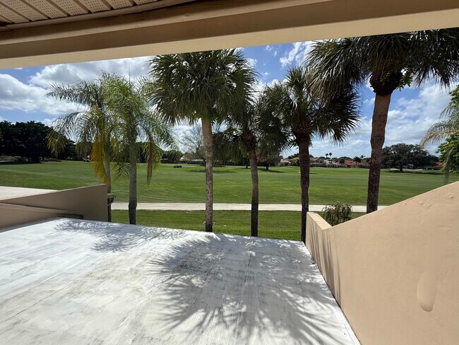 Building Photo - 717 Windermere Way