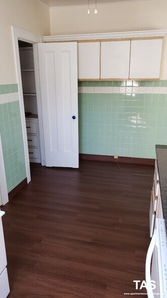 Building Photo - 4512 N Laporte Ave