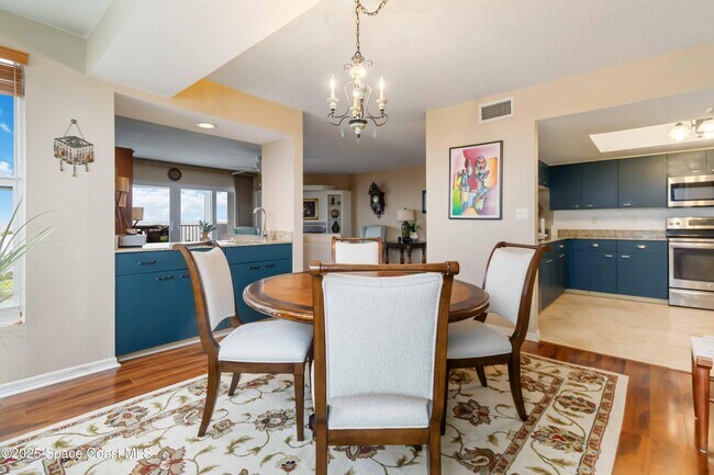 Building Photo - 215 Ballyshannon St