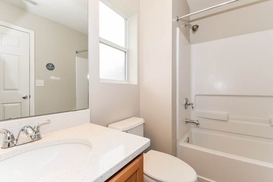 Building Photo - 11751 Pleasant Creek Dr