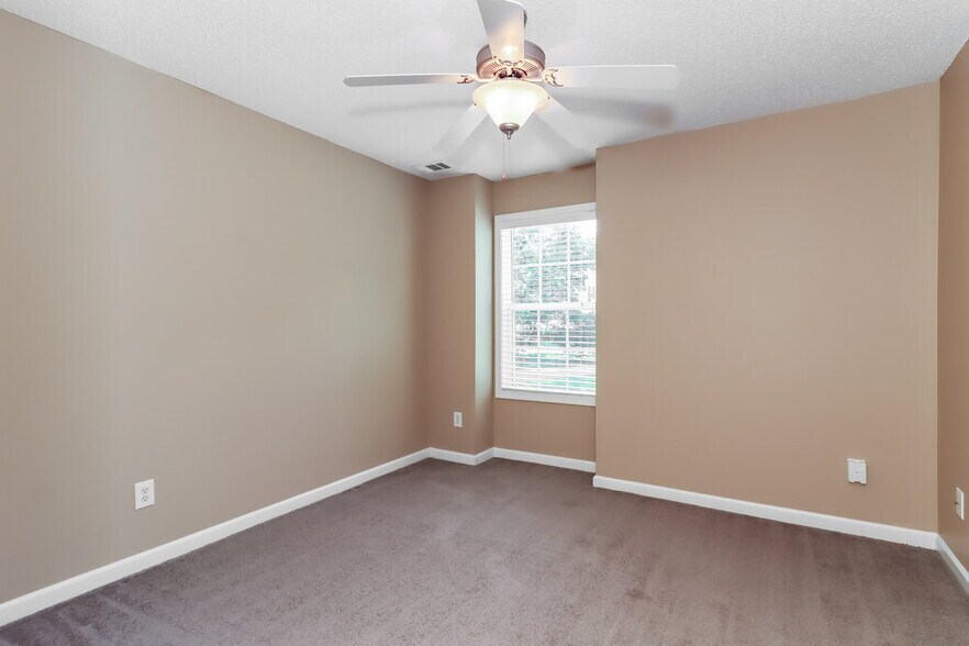 Building Photo - 233 Galvin Trail