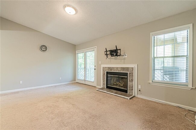 Building Photo - 448 McGill Pl NE