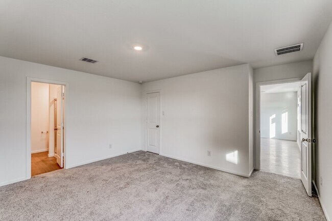 Building Photo - 472 San Miguel Crk Dr