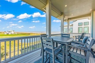 Building Photo - 312 Seagrass
