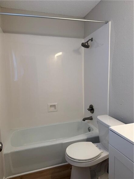 Building Photo - 1101 Field Ave