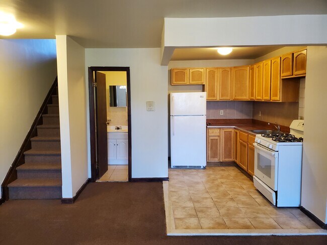 Kitchen and Bathroom 0.5 - 754 E 216th St