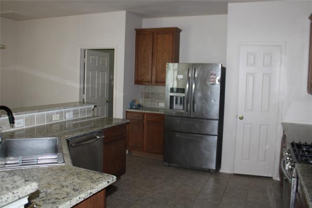 Building Photo - 1608 Broadmoor Dr