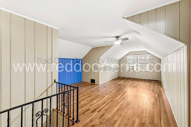 Building Photo - 129 E 49th St