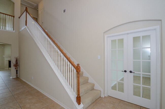 Building Photo - 14822 Russet Bend Ln