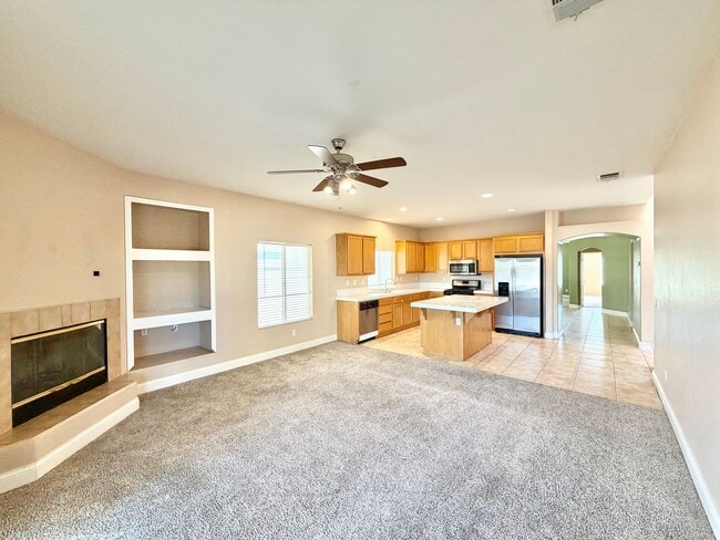Building Photo - 37961 Veranda Way