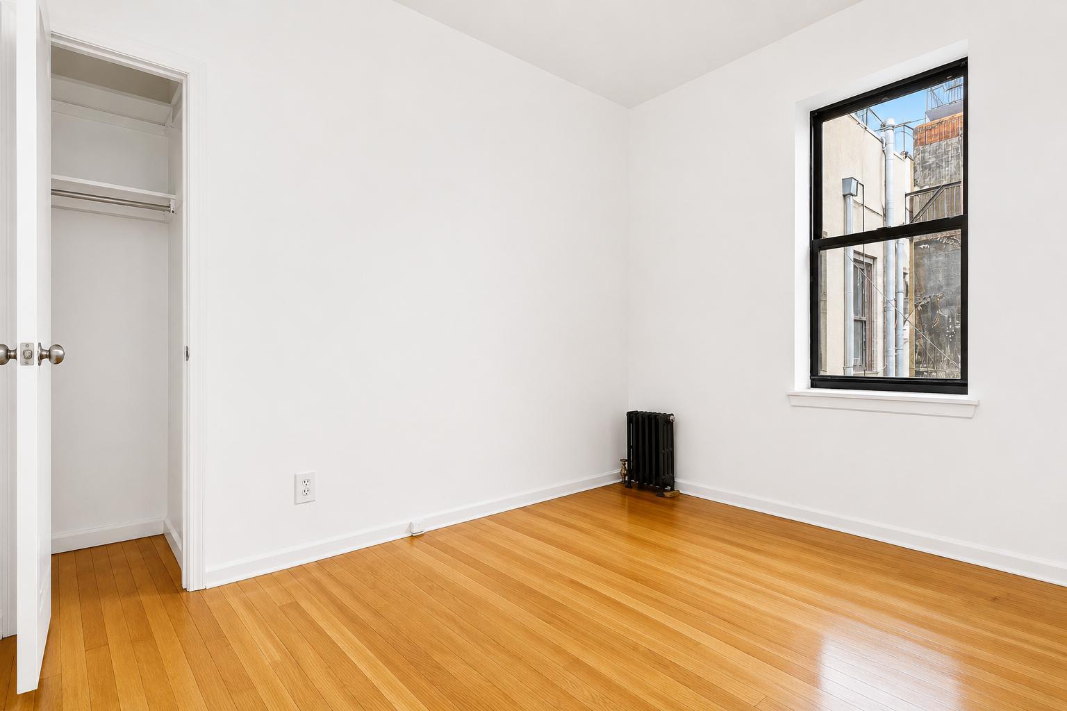 Building Photo - 201 W 105th St