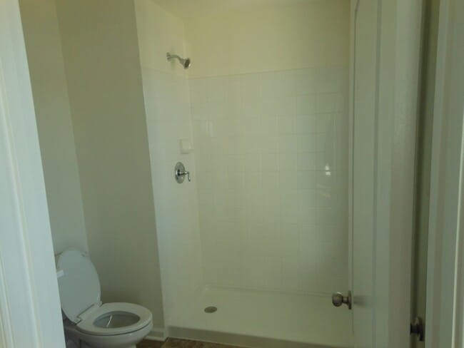 Building Photo - Start spring out right!