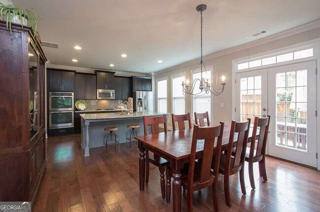 Building Photo - 436 Ravenbrook Ln