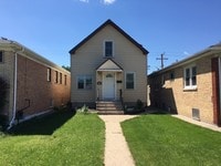 Building Photo - 7535 W Foster Ave
