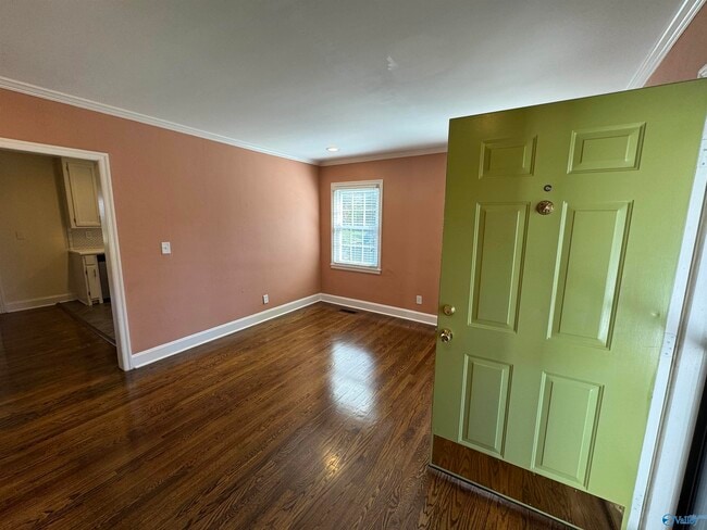 Building Photo - 2713 Hastings Rd SW