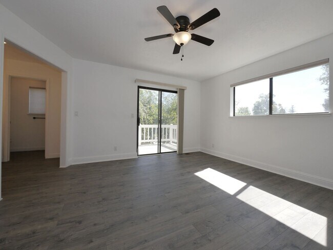 Building Photo - 2503 Hogan Ct