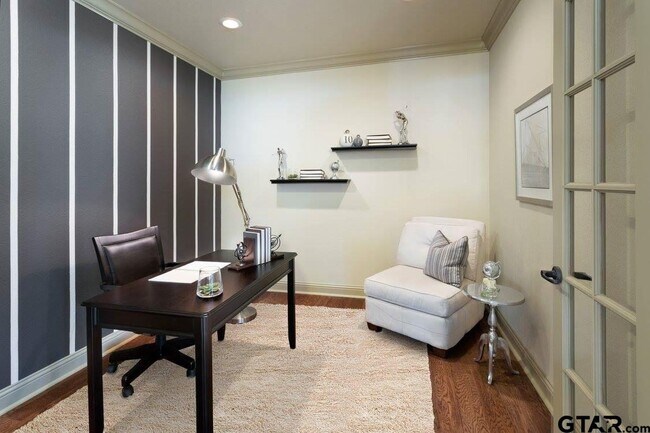 Building Photo - 2801 Wexford Dr