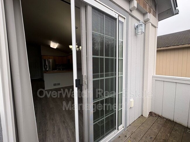 Building Photo - 5651 Sapphire Loop