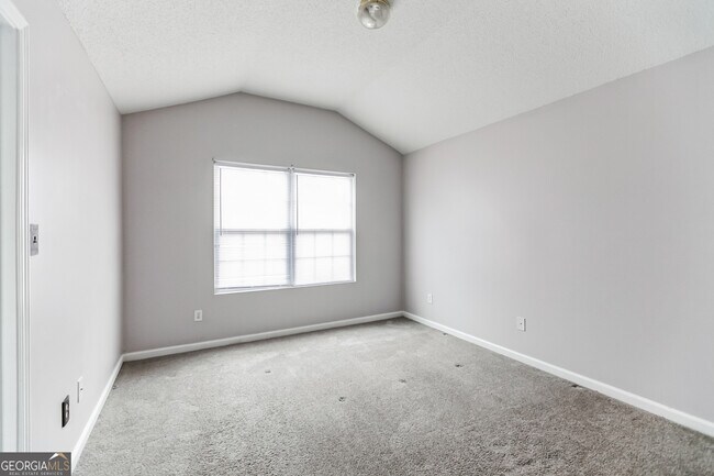 Building Photo - 3690 Brookwood Blvd