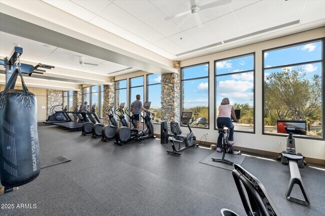 Building Photo - 9250 E Via De Vaquero Dr