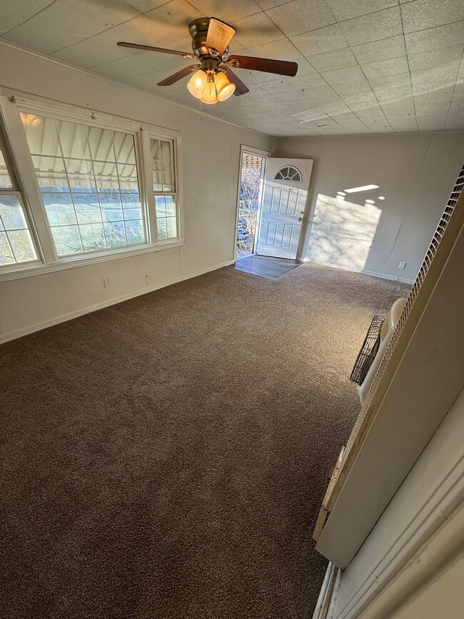 Building Photo - 1913 Gilbert Ave