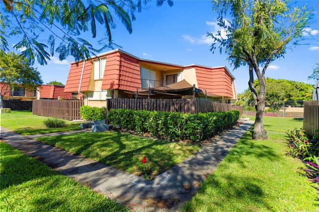 Building Photo - 22940 Oxford Pl