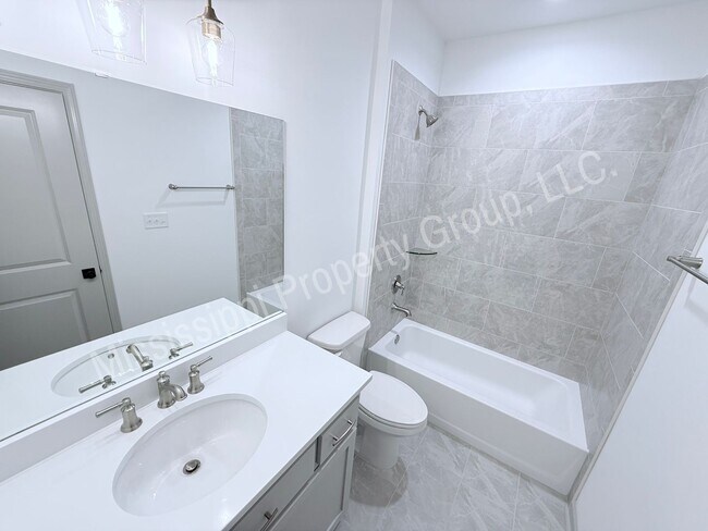 Building Photo - 4BR/3BA For Rent