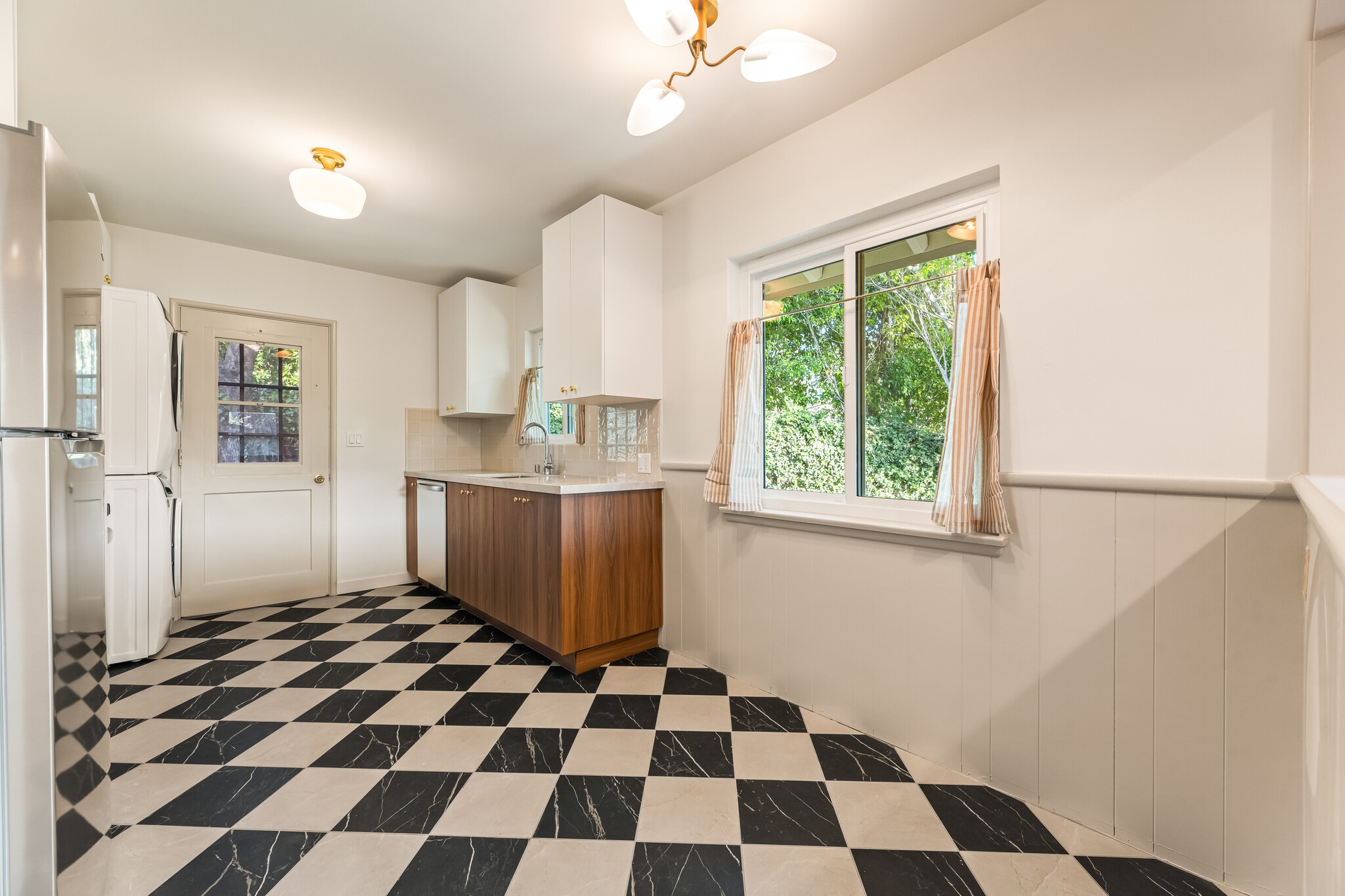 Building Photo - 3205 Fairesta St