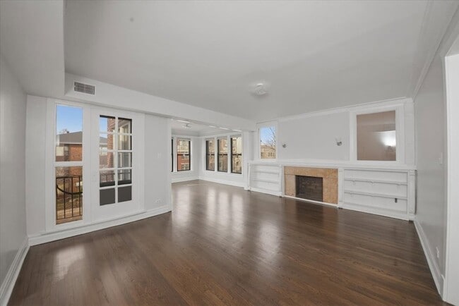 Building Photo - 6541 S Woodlawn Ave