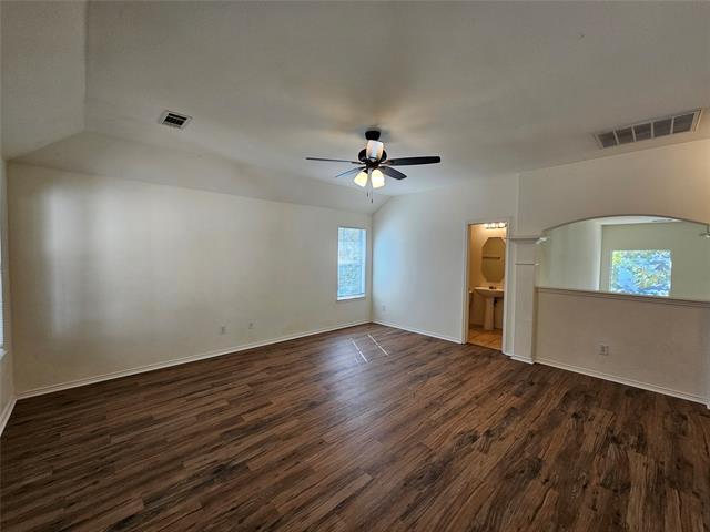 Building Photo - 933 Wilderness Pass