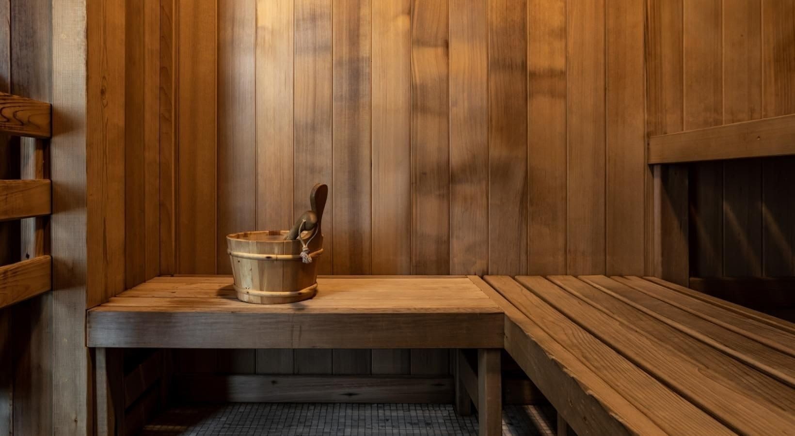 Building Photo - 347 W Wolf Point Plaza