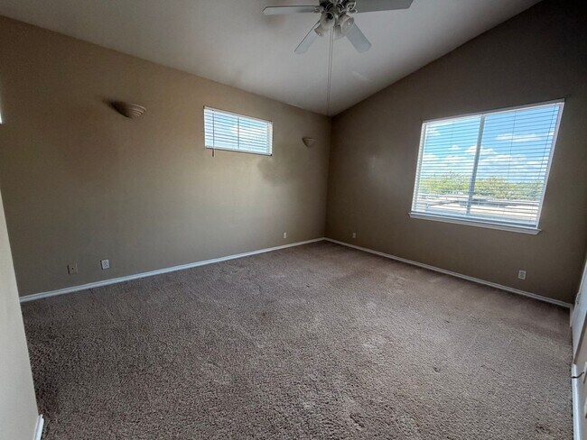 Building Photo - 908 Keith Ln