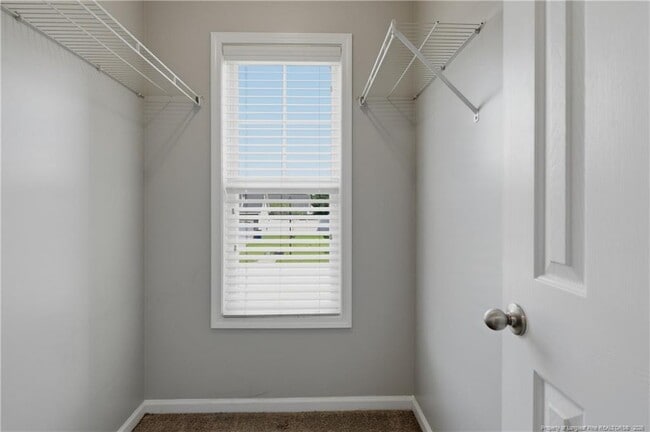 Building Photo - 142 Collinwood Dr