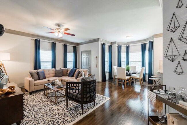 Building Photo - Live the Lifestyle You Deserve!