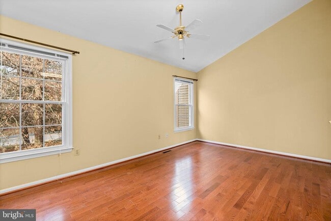 Building Photo - 8871 Manahan Dr