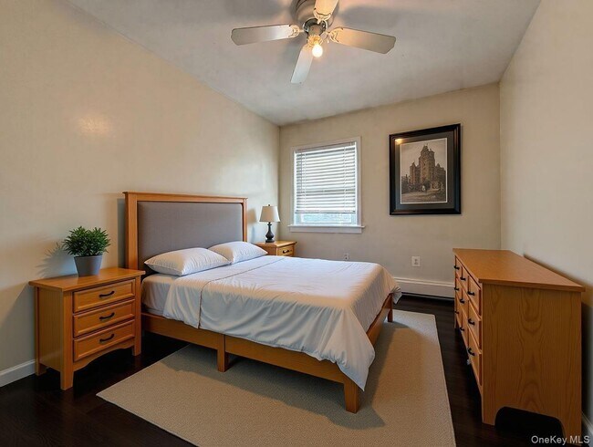 Building Photo - 51 Schneider Ave