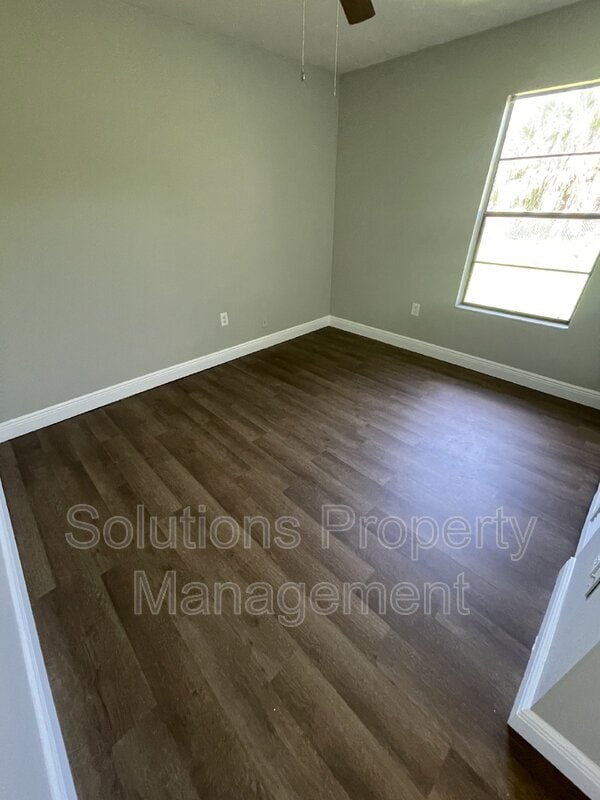 Building Photo - 1270 Gustrow Ave NW