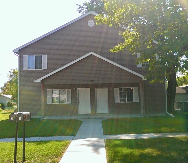 Primary Photo - 4208 N 58th St