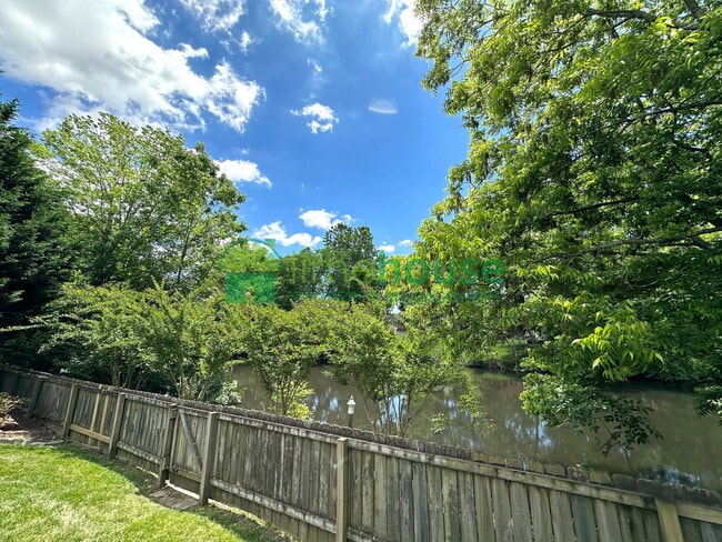 Building Photo - 1149 Birks Ln