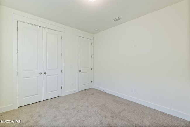 Building Photo - 455 Foxtail Wy