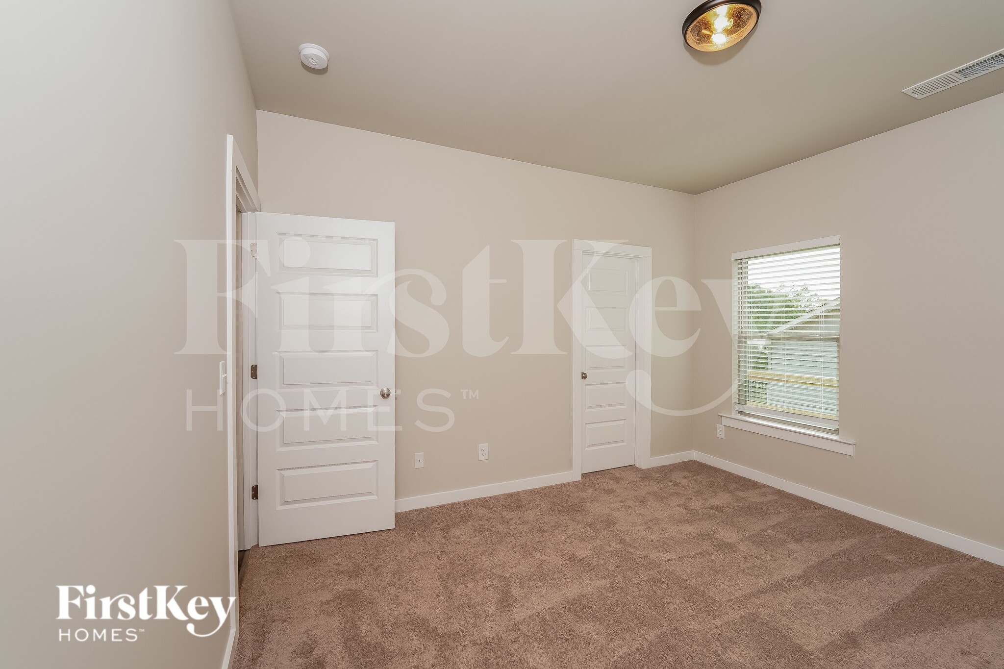 Building Photo - 1620 Brookhaven Dr