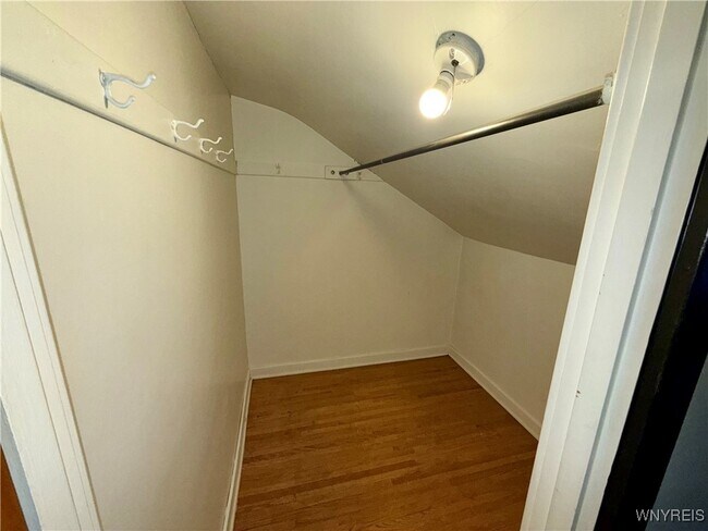 Building Photo - 91 Bloomfield Ave